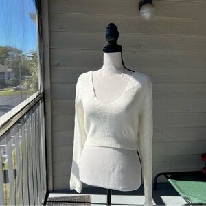 NWOT Elegant White Women's Sweater Lace Boutique